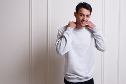 Pourquoi le sweatshirt homme reste un indispensable du dressing ?